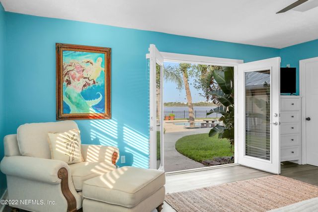 6656 RAMOTH Drive, Jacksonville, FL 32226