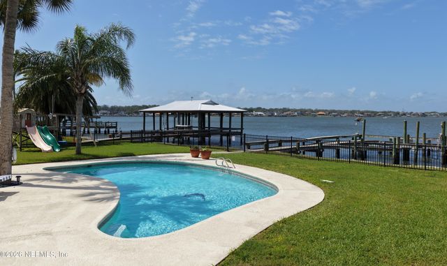 6656 RAMOTH Drive, Jacksonville, FL 32226