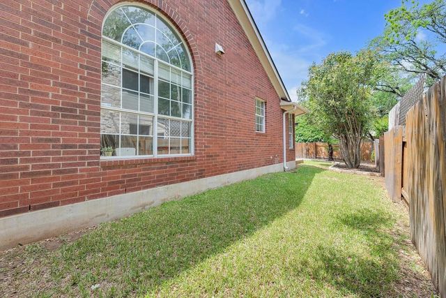 10020 Lachlan DR, Austin, TX 78717