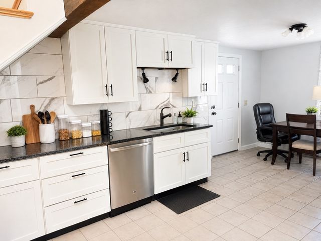 37 Tirrell Street A, Worcester, MA 01603