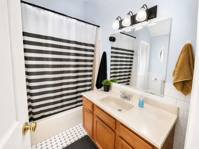 37 Tirrell Street A, Worcester, MA 01603