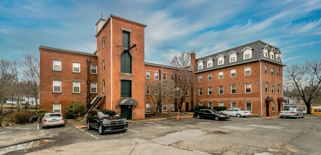 1 Russell Street APT 11, Middletown, CT 06457