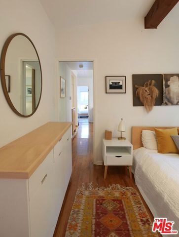 10416 Corfu Ln, Los Angeles, CA 90077