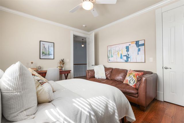 1724 Avenue L, Galveston, TX 77550