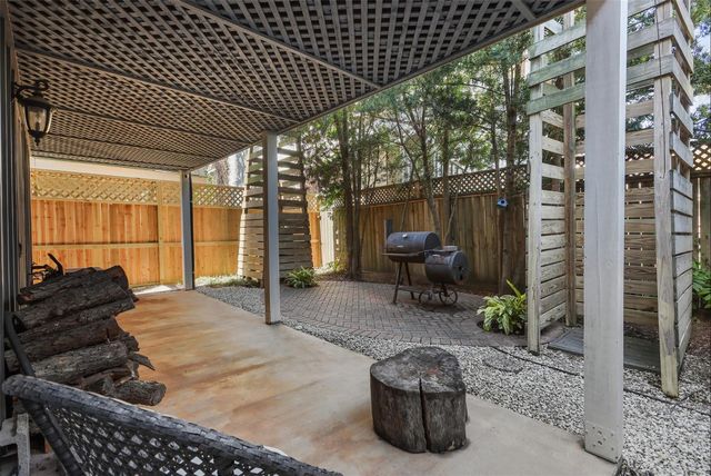 1724 Avenue L, Galveston, TX 77550