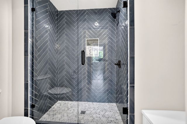 9525 E Shoreline Court, Kemp, TX 75143