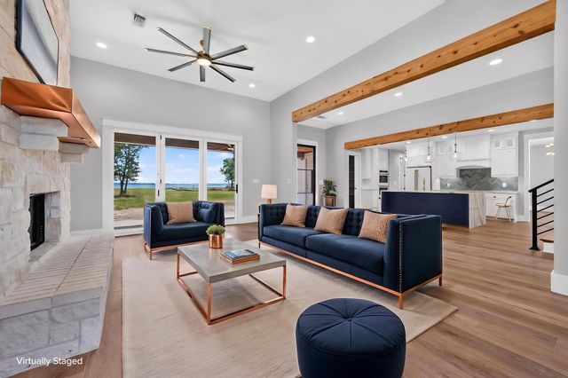 9525 E Shoreline Court, Kemp, TX 75143