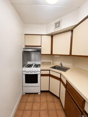 139-35 35th Avenue 1A, Flushing, NY 11354