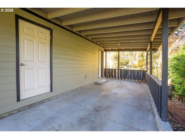 12373 Se 122ND Ave, Happy Valley, OR 97086