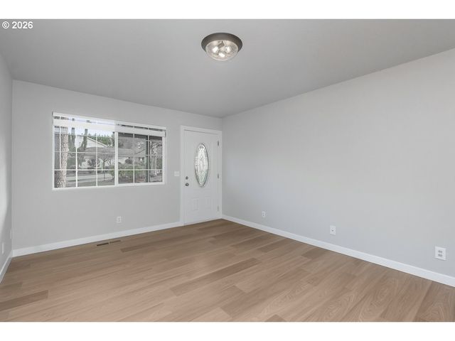 12373 Se 122ND Ave, Happy Valley, OR 97086