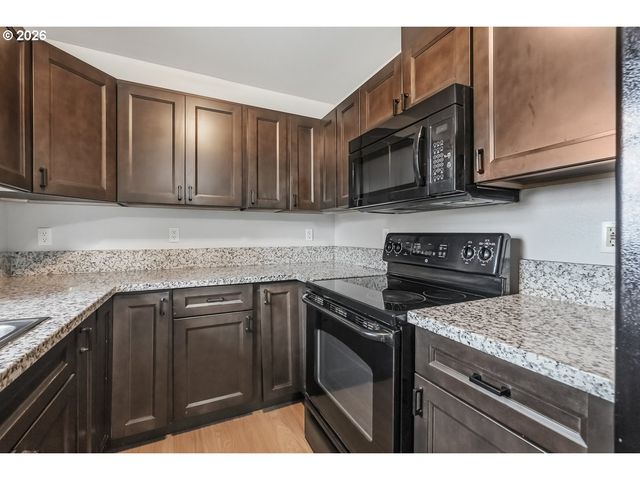 12373 Se 122ND Ave, Happy Valley, OR 97086