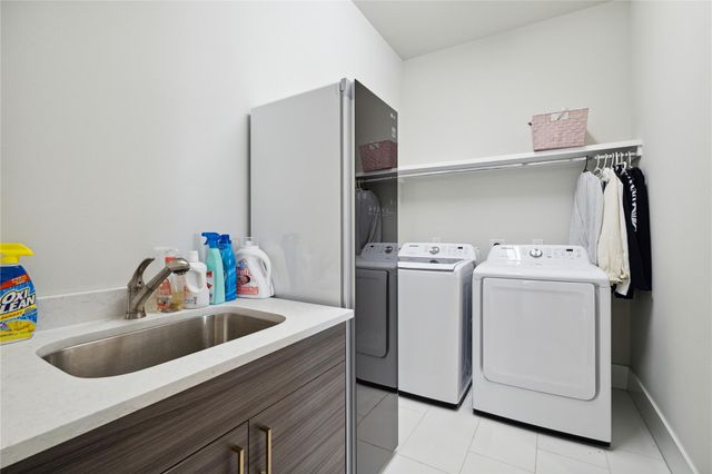 1410 Caywood Lane A, Houston, TX 77055