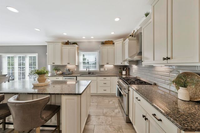 8501 Carrington Drive, Evansville, IN 47711