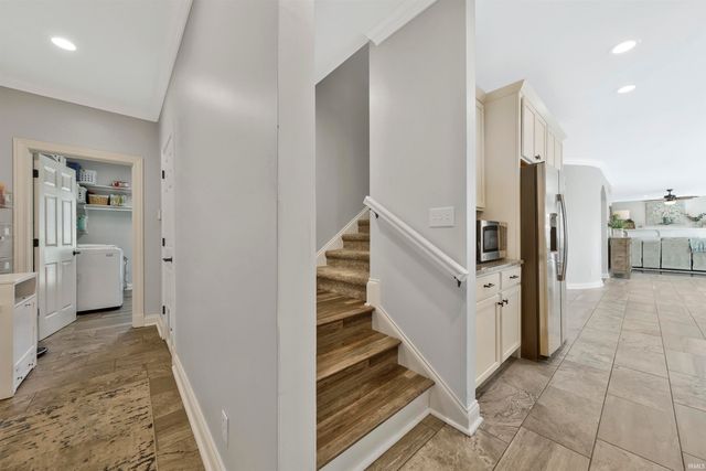 8501 Carrington Drive, Evansville, IN 47711