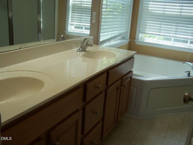 7104 Flat Creek Court, Garner, NC 27529