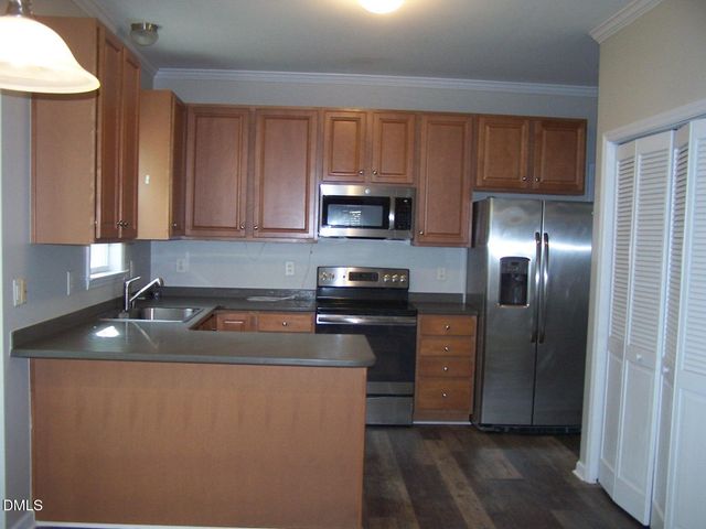 7104 Flat Creek Court, Garner, NC 27529