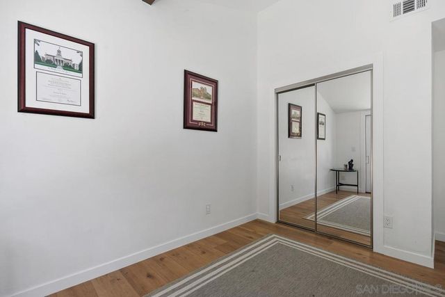 2586 Azure Coast Dr, La Jolla, CA 92037
