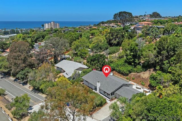 2586 Azure Coast Dr, La Jolla, CA 92037