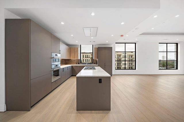 2323 San Felipe Street 803, Houston, TX 77019