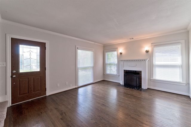 6205 Llano Avenue, Dallas, TX 75214