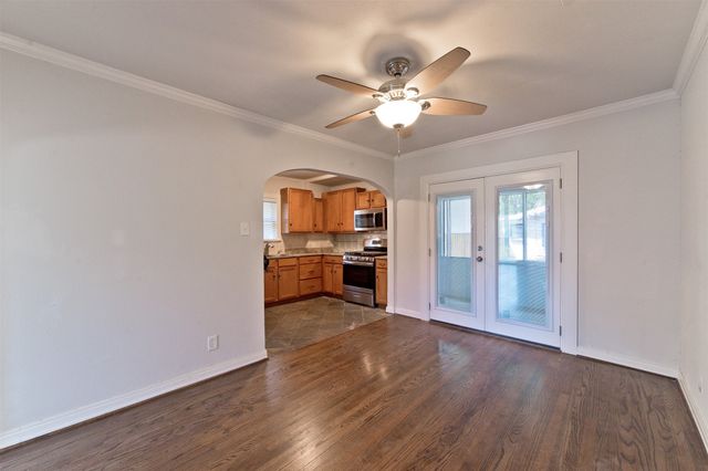 6205 Llano Avenue, Dallas, TX 75214