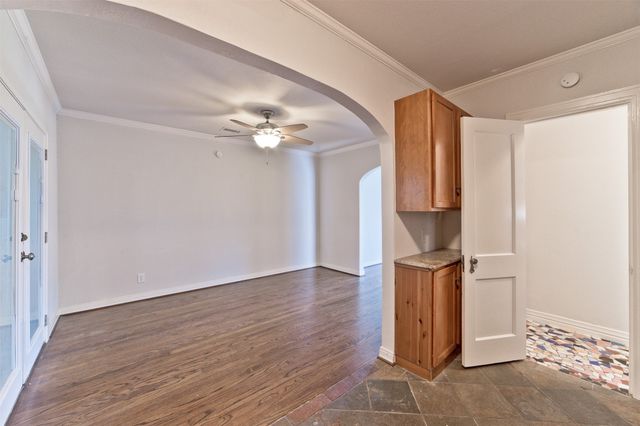 6205 Llano Avenue, Dallas, TX 75214