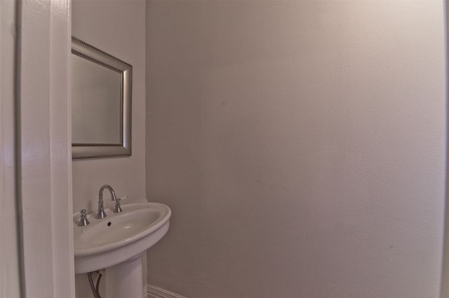 6205 Llano Avenue, Dallas, TX 75214