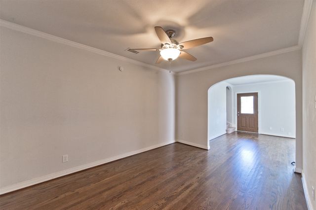 6205 Llano Avenue, Dallas, TX 75214