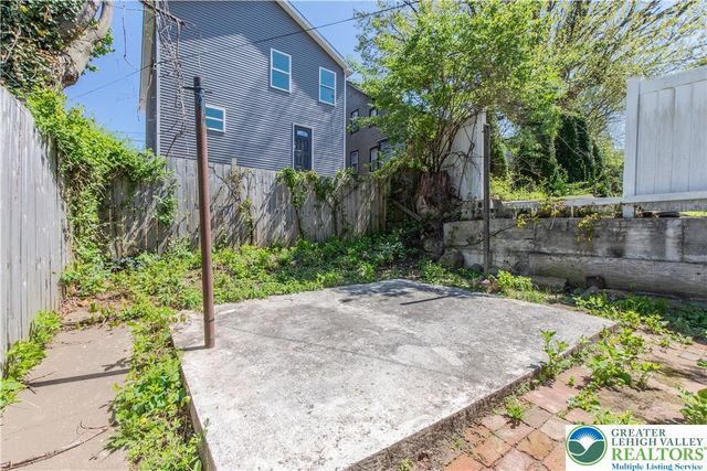 547 Ontario Street, Bethlehem City, PA 18015