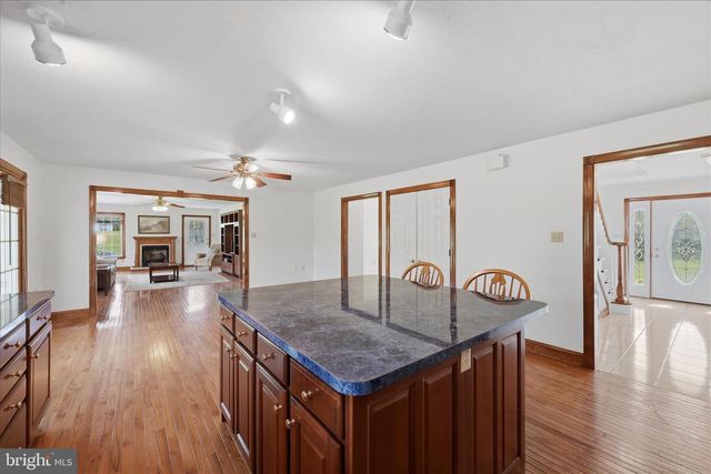412 RUEBUCK RD, Clear Brook, VA 22624