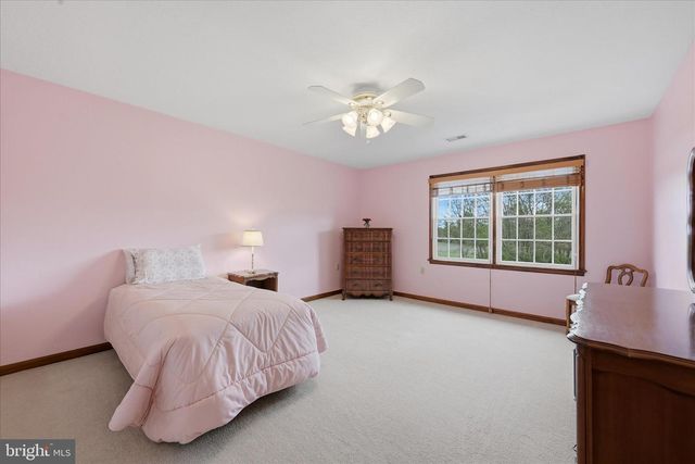412 RUEBUCK RD, Clear Brook, VA 22624
