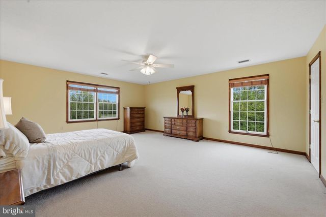 412 RUEBUCK RD, Clear Brook, VA 22624