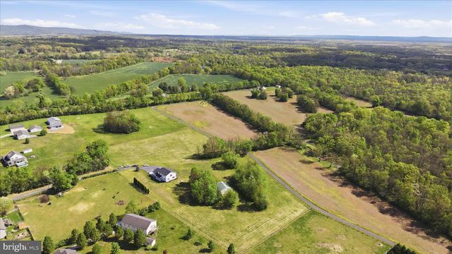412 RUEBUCK RD, Clear Brook, VA 22624