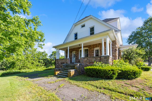 810 Dunbar Hill Road, Hamden, CT 06514