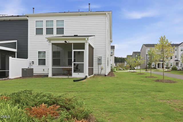 1716 Barrett Run Trail, Apex, NC 27502