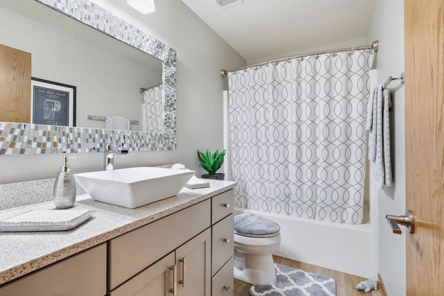 3041 55th Street 0, Moline, IL 51265