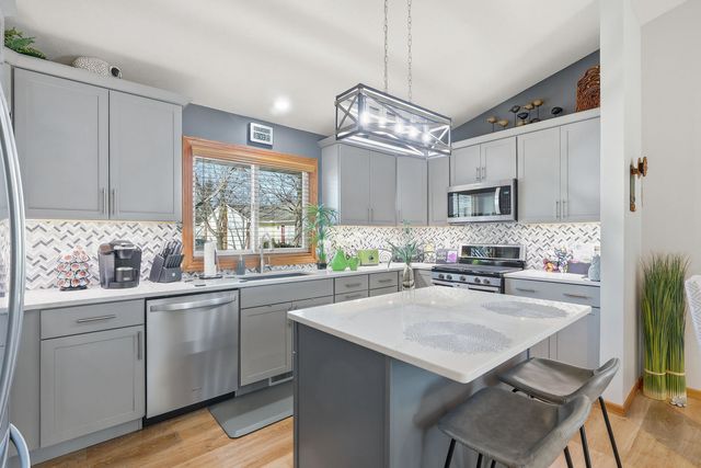 3041 55th Street 0, Moline, IL 51265