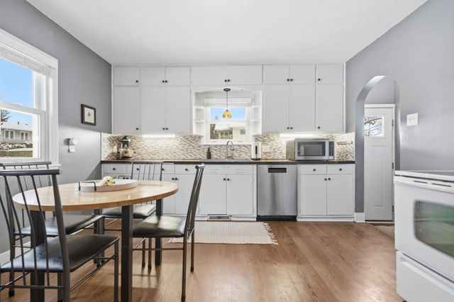 1380 Asbury Street, Saint Paul, MN 55108