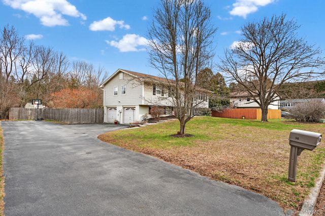 38 Jefferson Drive, Monroe, NY 10950