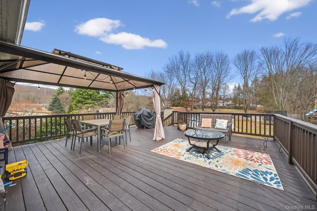 38 Jefferson Drive, Monroe, NY 10950