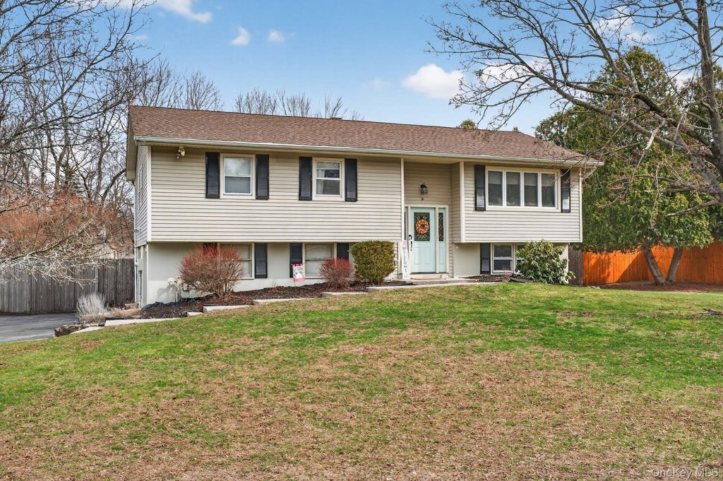 38 Jefferson Drive, Monroe, NY 10950