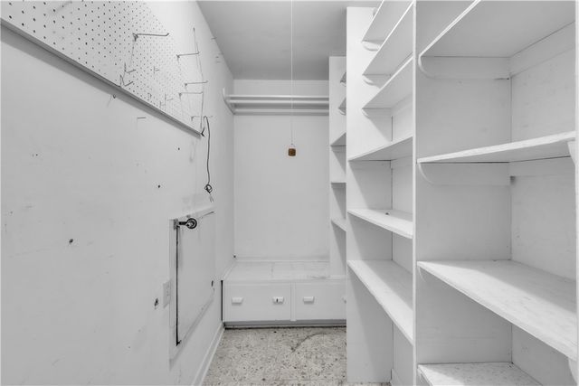 405 East Brown Street, Hearne, TX 77859