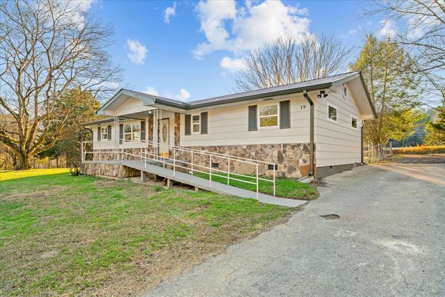 19 Bright Lane, Ringgold, GA 30736