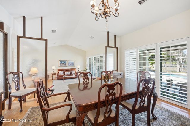 7946 QUAILWOOD Drive, Jacksonville, FL 32256