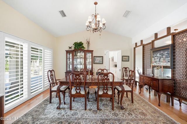 7946 QUAILWOOD Drive, Jacksonville, FL 32256