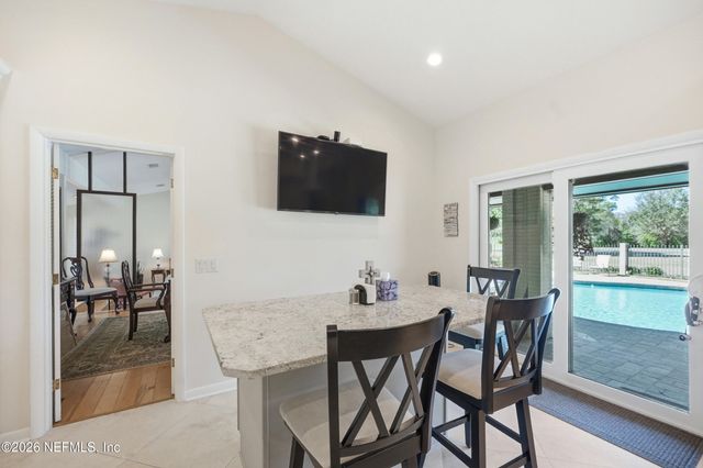 7946 QUAILWOOD Drive, Jacksonville, FL 32256