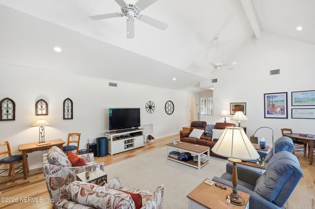 7946 QUAILWOOD Drive, Jacksonville, FL 32256