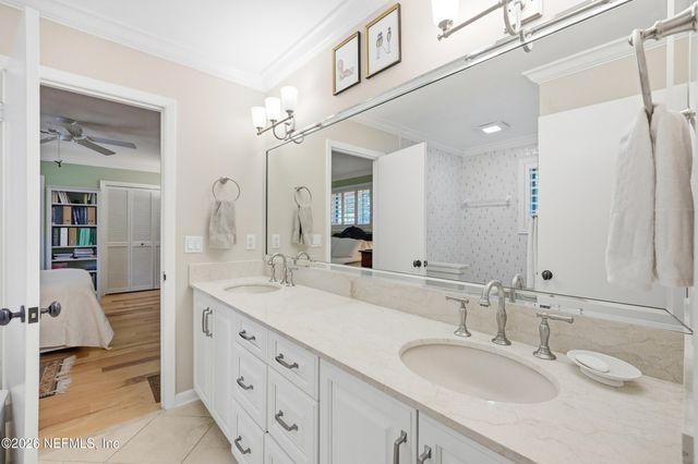 7946 QUAILWOOD Drive, Jacksonville, FL 32256