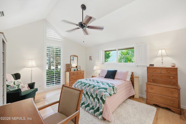 7946 QUAILWOOD Drive, Jacksonville, FL 32256