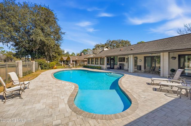7946 QUAILWOOD Drive, Jacksonville, FL 32256